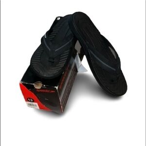 Speedo black sport flip flop sandals NWT size 13